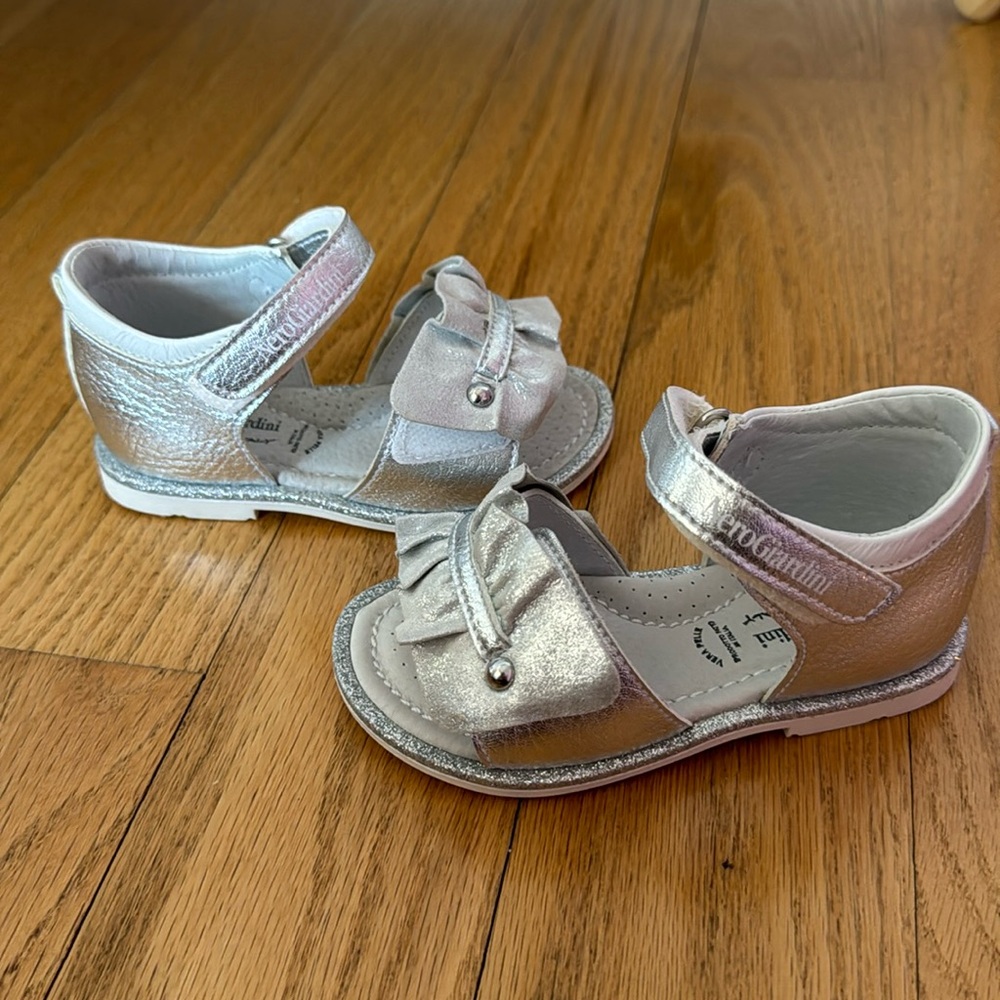 Brand new toddler sandals